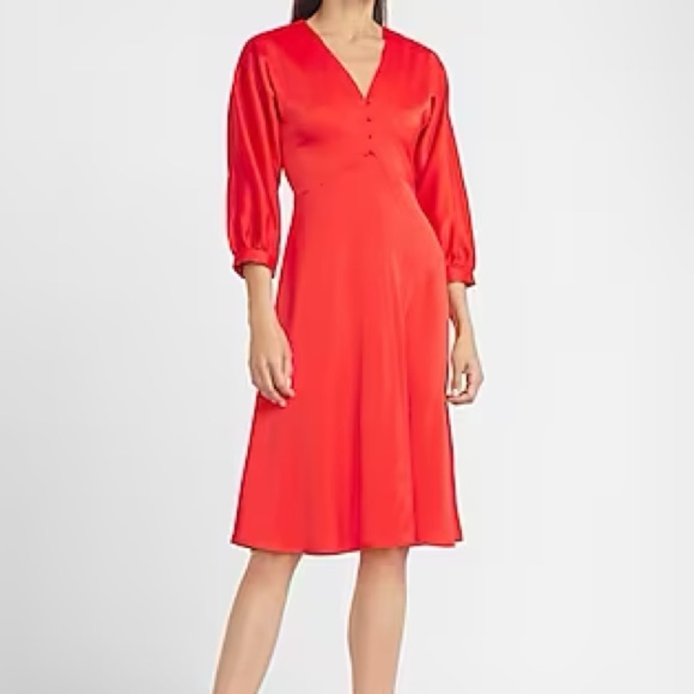 NWT Express Ladygang Satin button front midi dress size 6